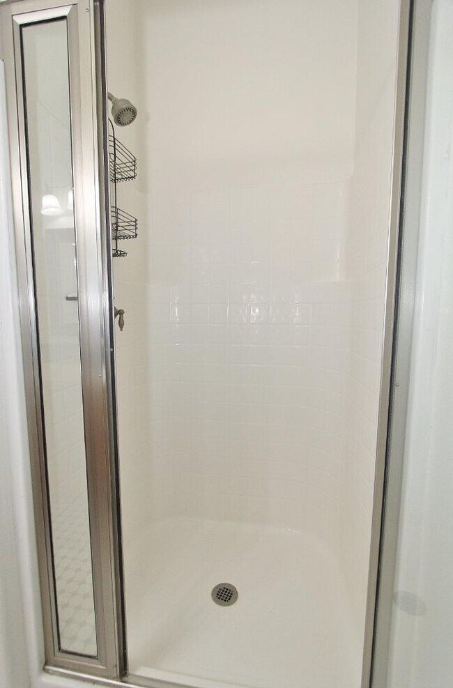 Foto del edificio - Quaint Cottage-Style Home in SE Boise