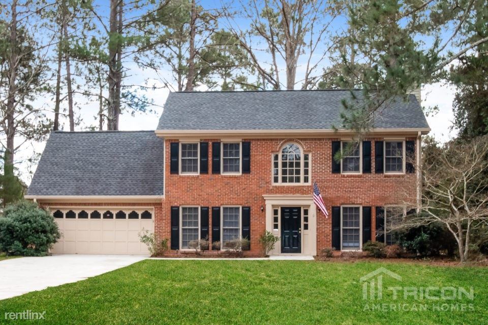 Foto principal - 305 Honey Creek Rd SE