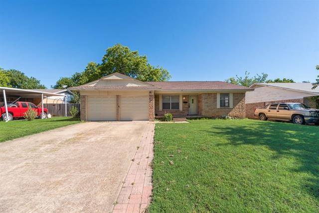 Building Photo - 311 Azalea Ln