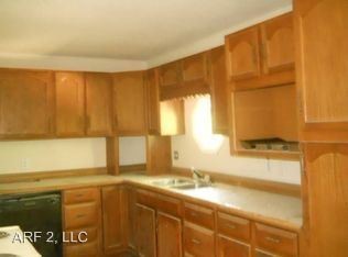 Building Photo - 1102 NE 62nd St