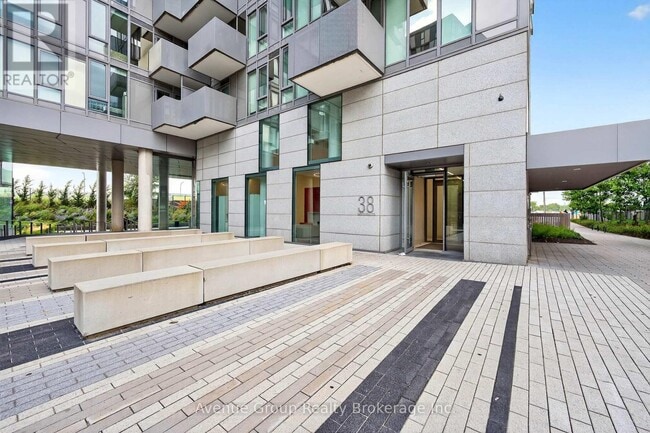 Building Photo - 38 Monte Kwinter Ct