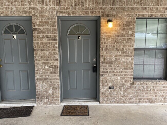 Foto del edificio - 2 Bed/1 Bath in Pleasanton, TX