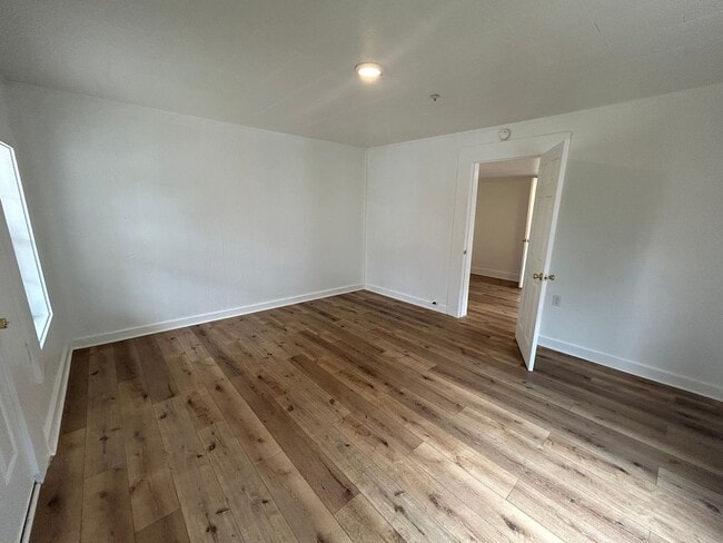 Building Photo - 416 N Wilson Ave