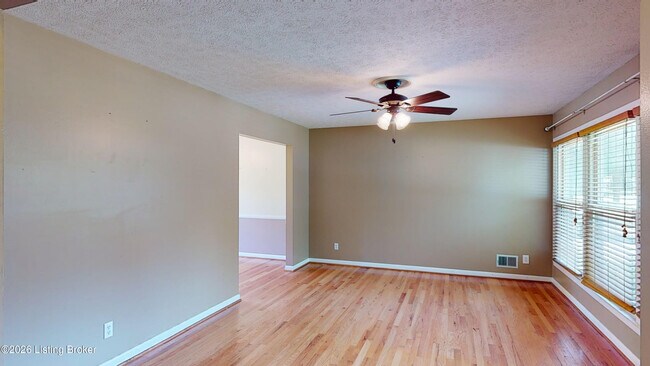 Foto del edificio - 707 Dorsey Way