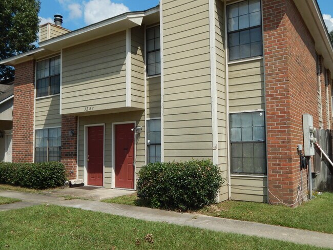 Foto del edificio - 3243 Oneal Ln