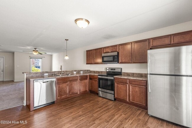Building Photo - 125 W Murrow Ln
