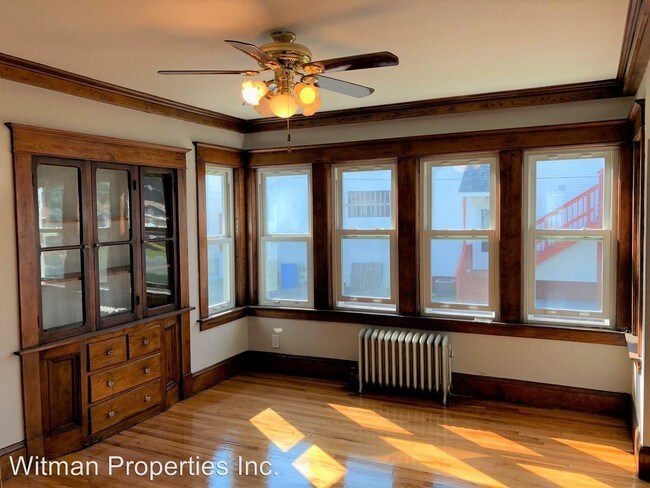 Building Photo - 3 br, 1.5 bath House - 16 Hartford St.