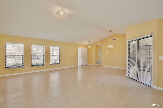 Foto del edificio - Gorgeous 2/2 Spacious Home with a Large Ba...