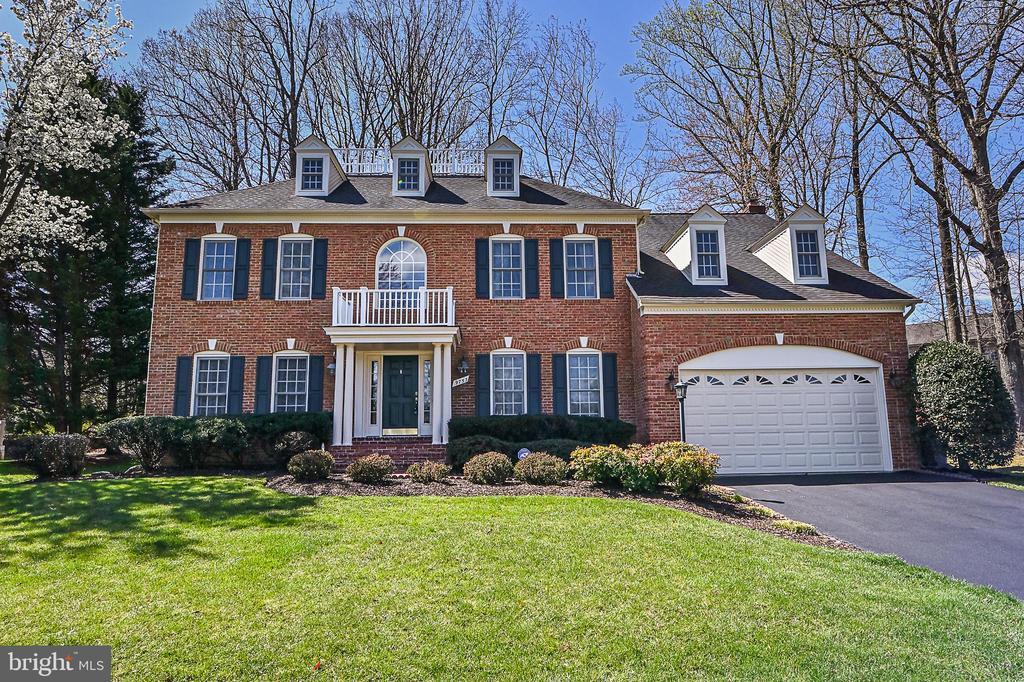 Primary Photo - 9753 Bright Silk Dr