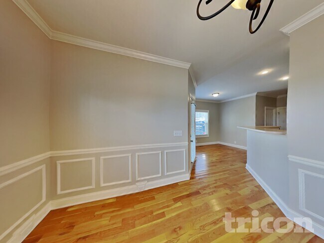 Building Photo - 1410 Deerskin Ct
