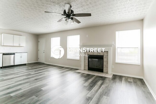 Building Photo - 3 Bedroom Pet-Friendly Home in COLUMBUS, O...