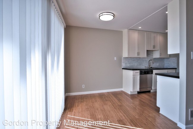 Foto del edificio - 895 Burnett Ave