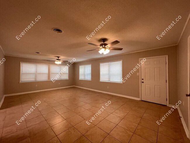 Building Photo - 644 Clarington Dr