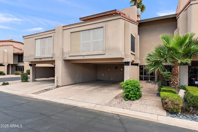 Foto del edificio - 5621 N 79th St