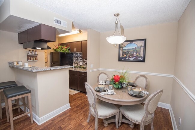 Building Photo - Magnolia Apartments