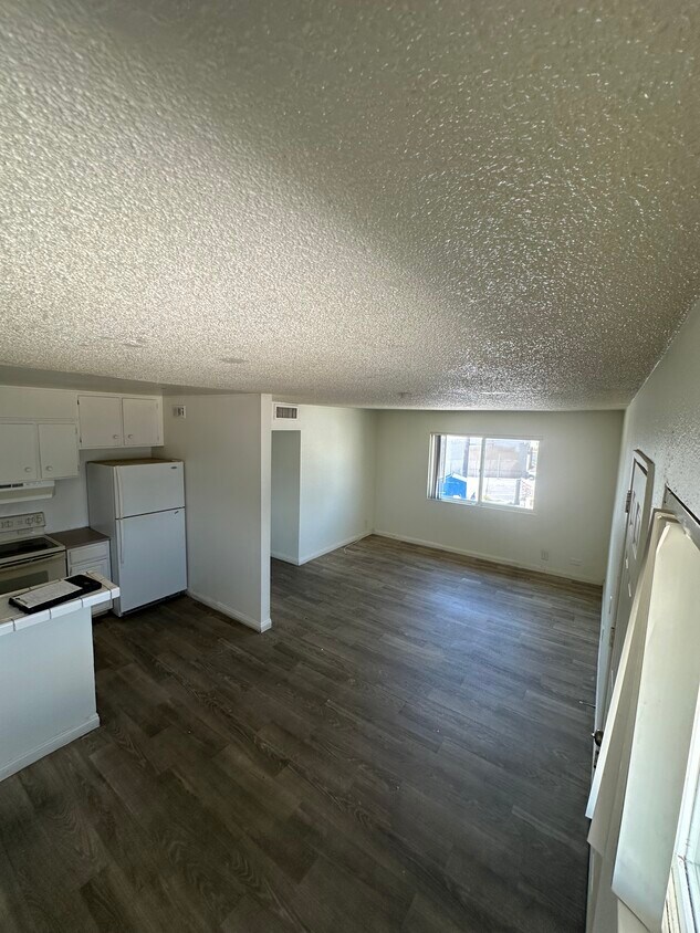 Foto principal - 485 North Cir