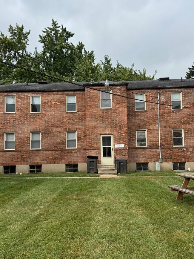 Building Photo - Gramm Village Apartments