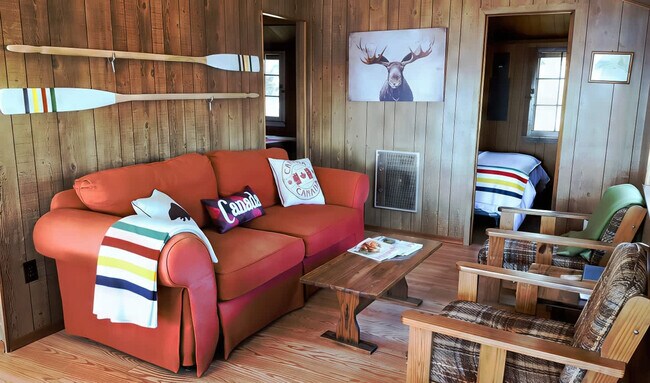 Photo du bâtiment - 100 Sand Bay Rd