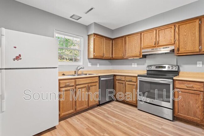 Foto del edificio - 6521 New Market Way
