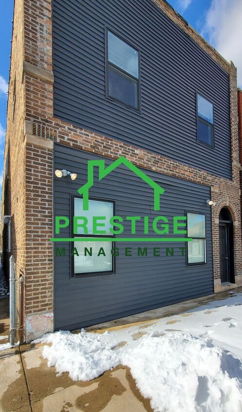 Primary Photo - 3 Bedroom Apartment In East Chicago