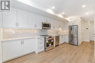 Building Photo - 73 Dewson St