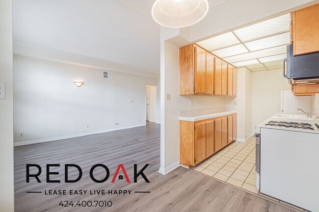 Foto del edificio - 5640 Franklin Ave