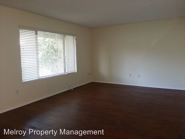 Building Photo - 1017 Greenfield Dr