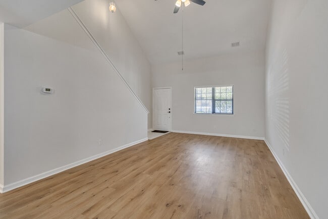 Building Photo - 108 Port Dr