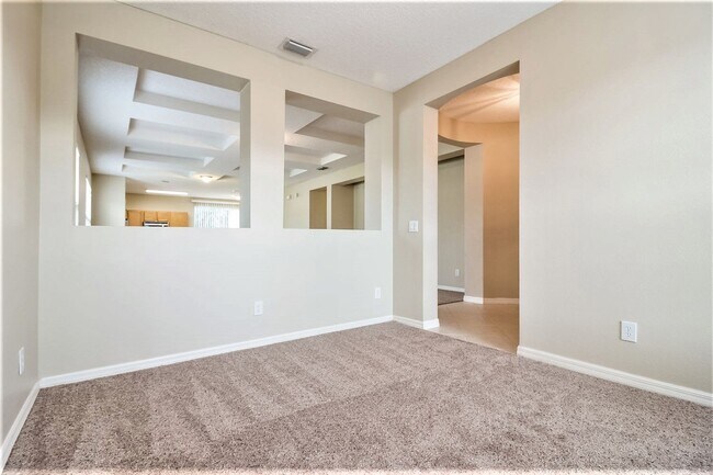 Building Photo - 662 Cressa Cir