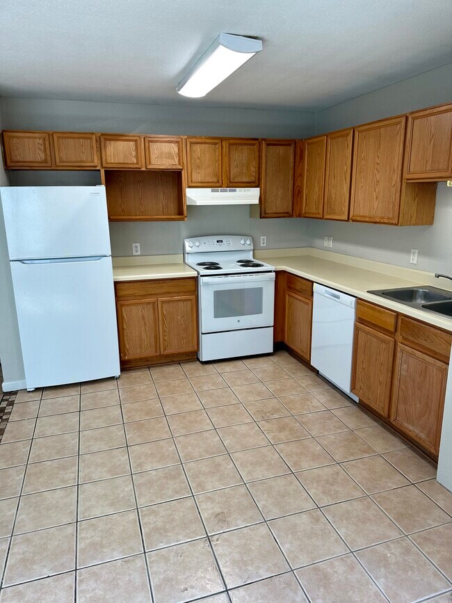 Building Photo - 4304 Covenant Ct