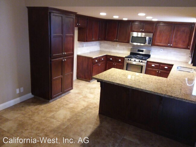 Building Photo - 3 br, 2 bath House - 261 Alyssum Circle