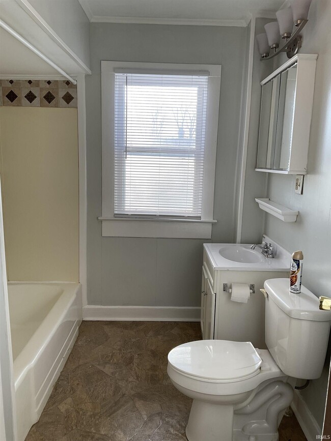 Foto del edificio - 2206 Brown St