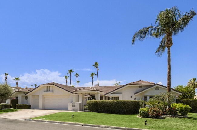 Building Photo - 45665 Cielito Dr
