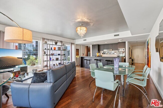 Foto del edificio - 6250 Hollywood Blvd