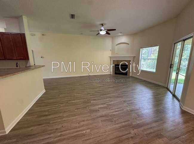 Building Photo - 533 Alice Cove Ct