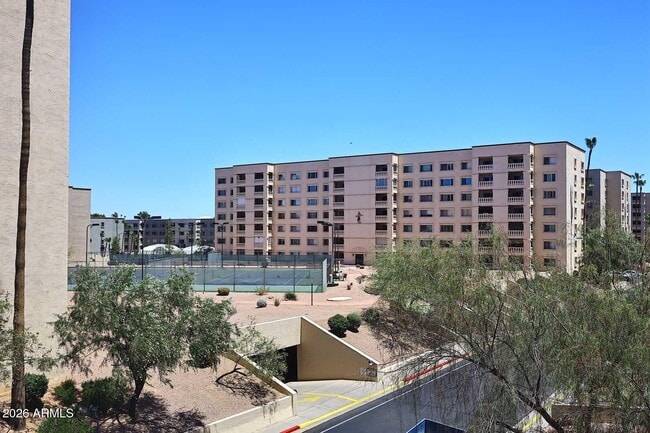Building Photo - 7910 E Camelback Rd
