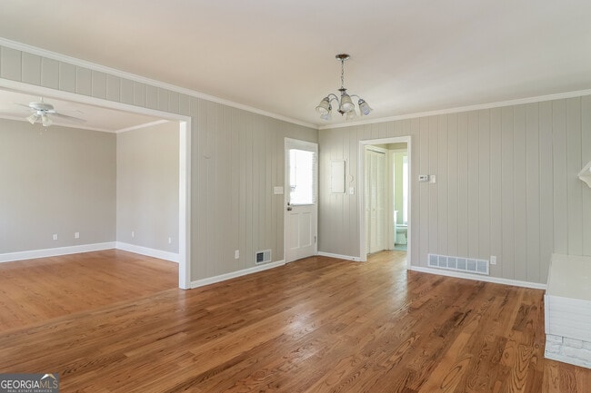 Building Photo - 1666 Greenbrook Dr