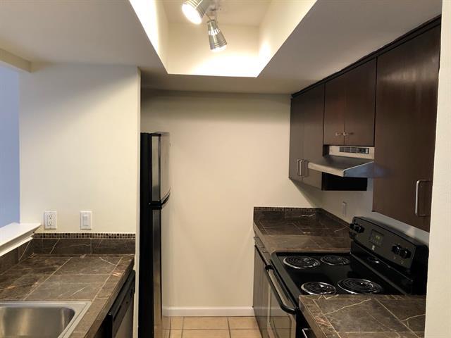 Building Photo - 4121 Avondale Ave