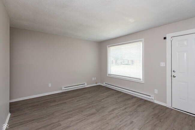 Foto del edificio - 9410 Meadowlark Dr