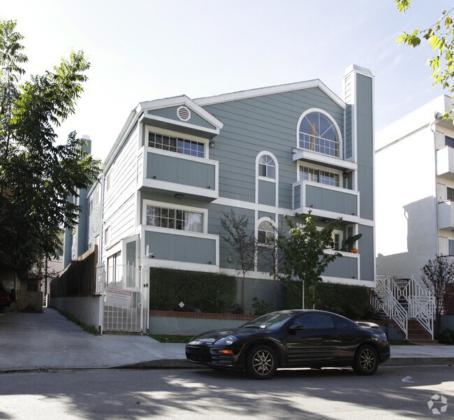 Foto principal - 4211 Arch Dr