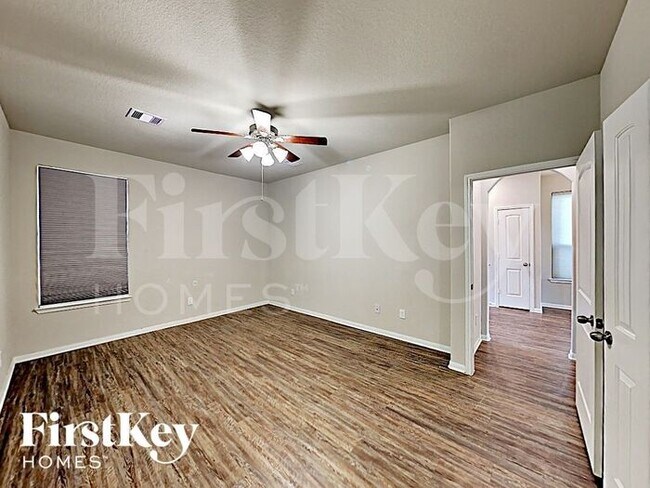 Building Photo - 17039 Amarose Dr
