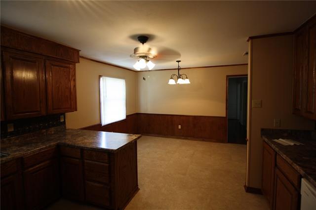 Building Photo - 1154 FM1395