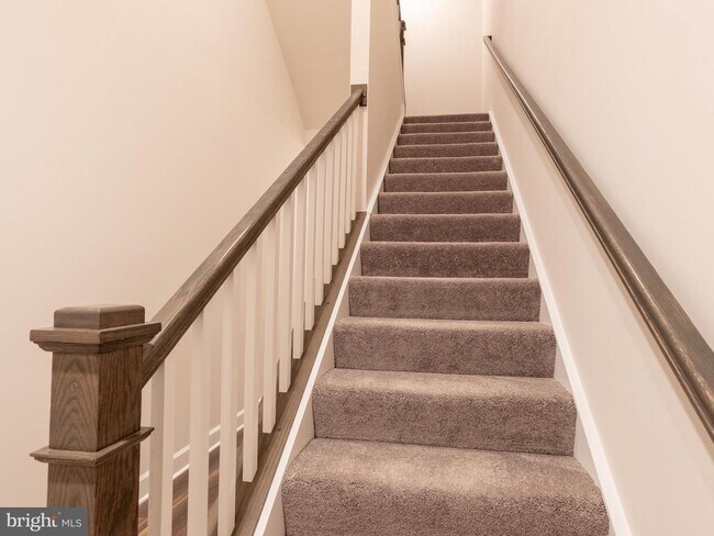 Foto del edificio - 14965 River Walk Way