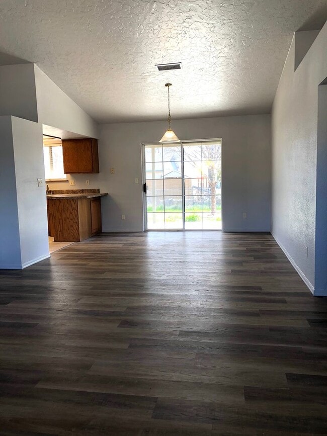 Foto del edificio - Cute 3 Bedroom with RV/Boat Parking in Prescott Valley
