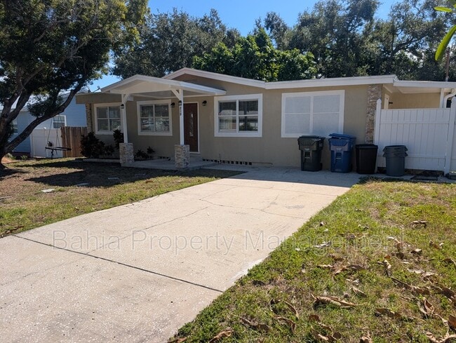 Building Photo - 219 6th Ave SW