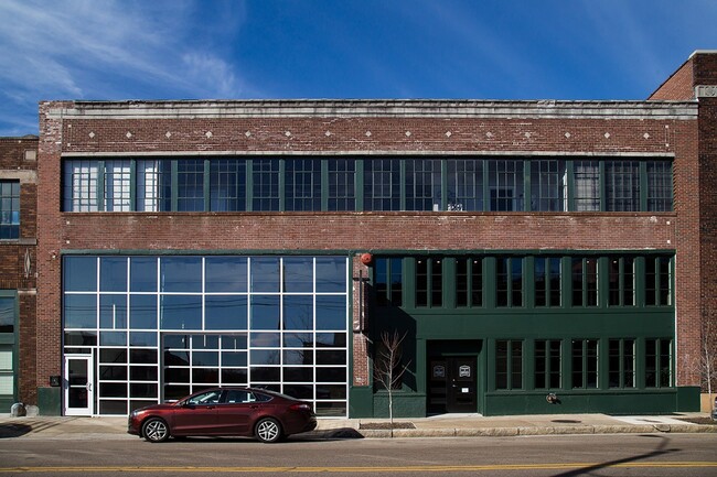 Building Photo - Printer's Alley Lofts