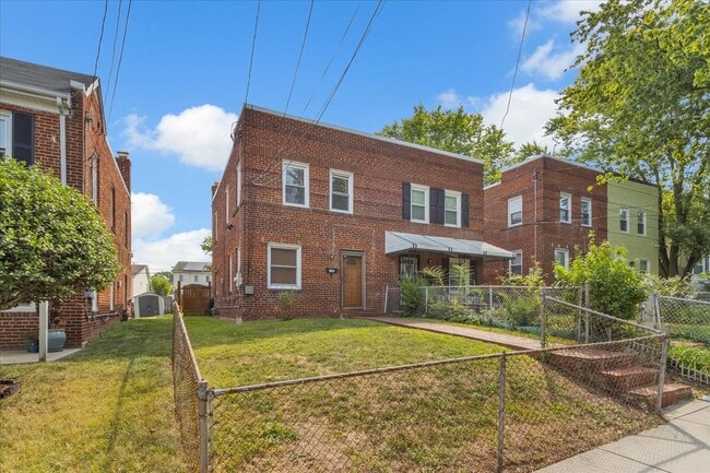 Photo - 1193 46th Pl SE (Washington, DC) Townhome