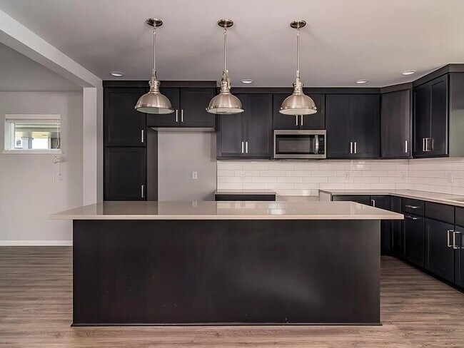 Foto del edificio - 2741 Spark St