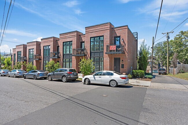 Foto del edificio - Edgehill Villages Townhomes