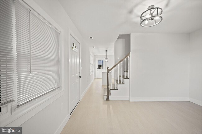 Foto del edificio - 821 S Woodlynn Rd